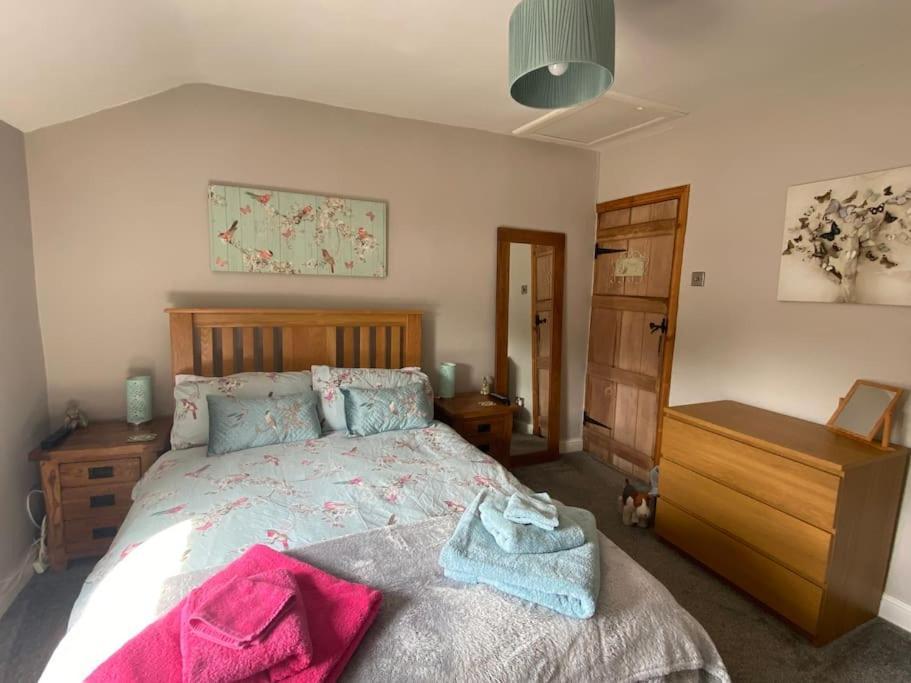 Outskirts Of Ulverston, Entire Cottage - Sleeps 4 Kültér fotó